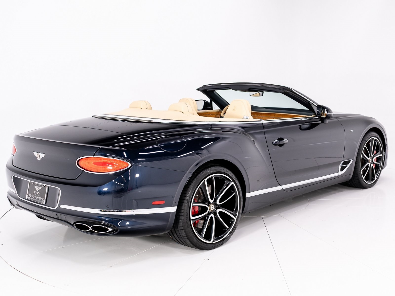 2020 Bentley Continental GT V8 photo 14