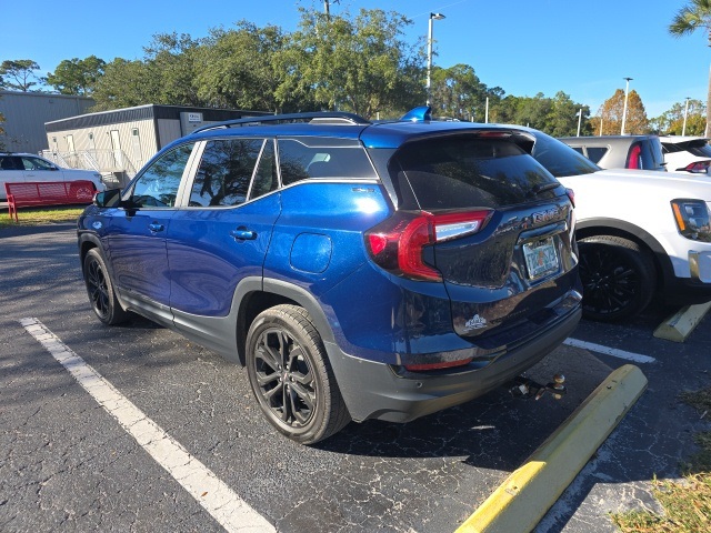 2022 Gmc Terrain SLE photo 3