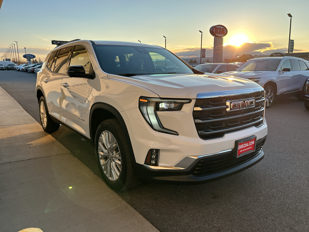 2024 Gmc Acadia Elevation photo 2