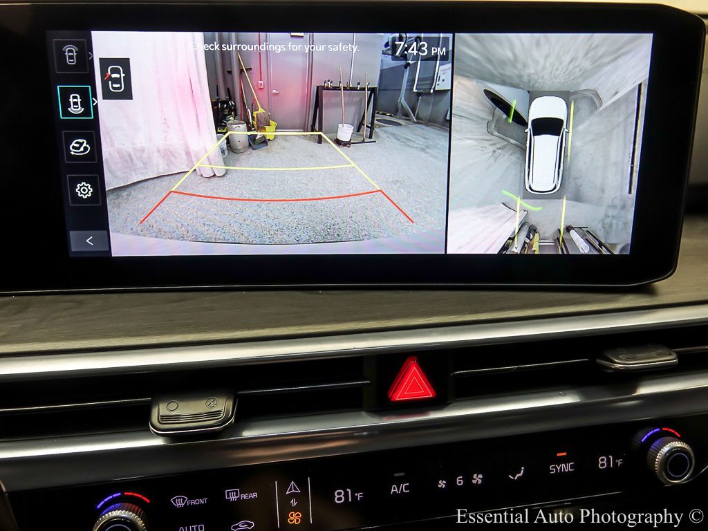 2025 KIA SORENTO - Image 19