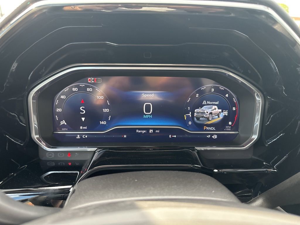 2025 Chevrolet Silverado 2500HD LTZ photo 9