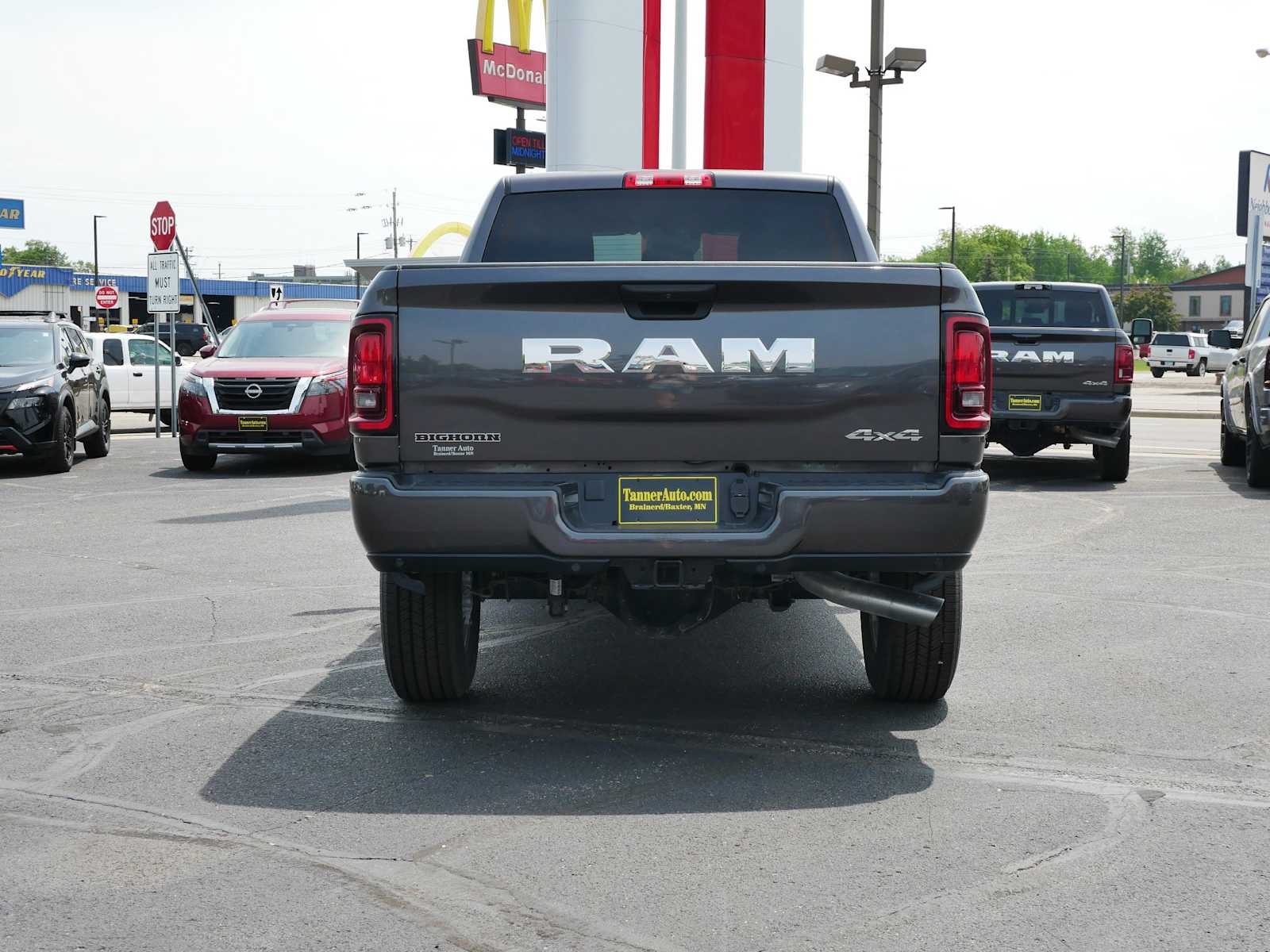2025 Ram 3500 Big Horn photo 6