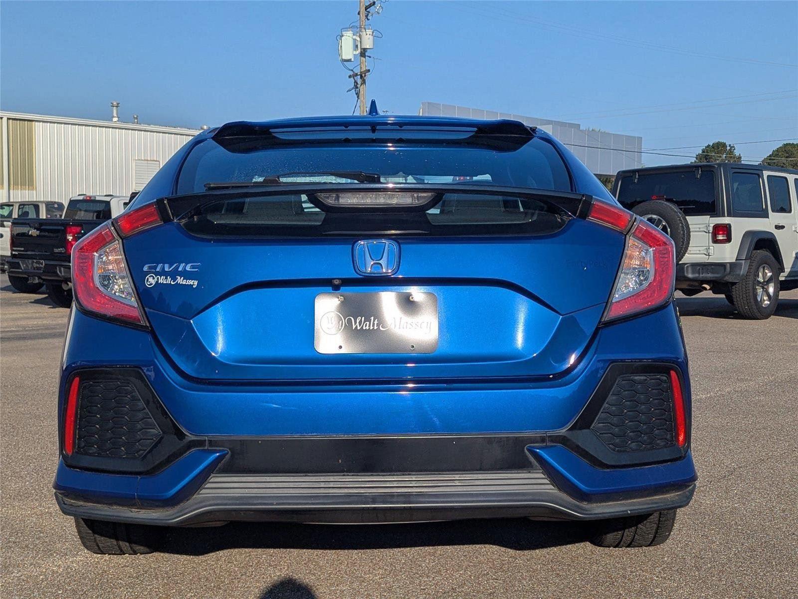 2017 Honda Civic Hatchback EX photo 4