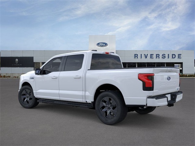 2025 Ford F-150 Lightning photo 4