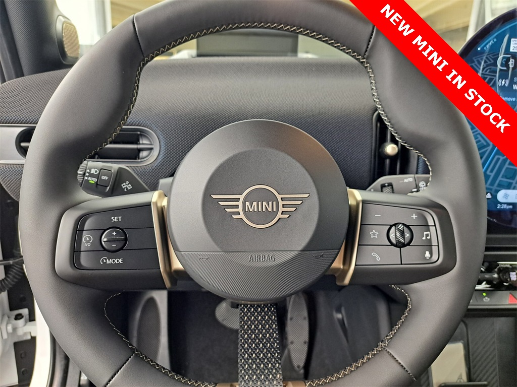 2025 Mini Cooper 4 Door Hardtop Signature photo 15