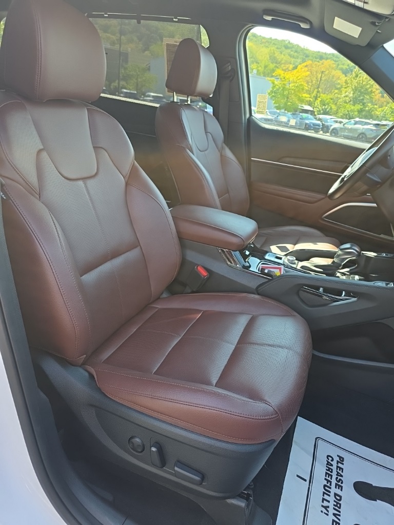 2023 Kia Telluride SX photo 3
