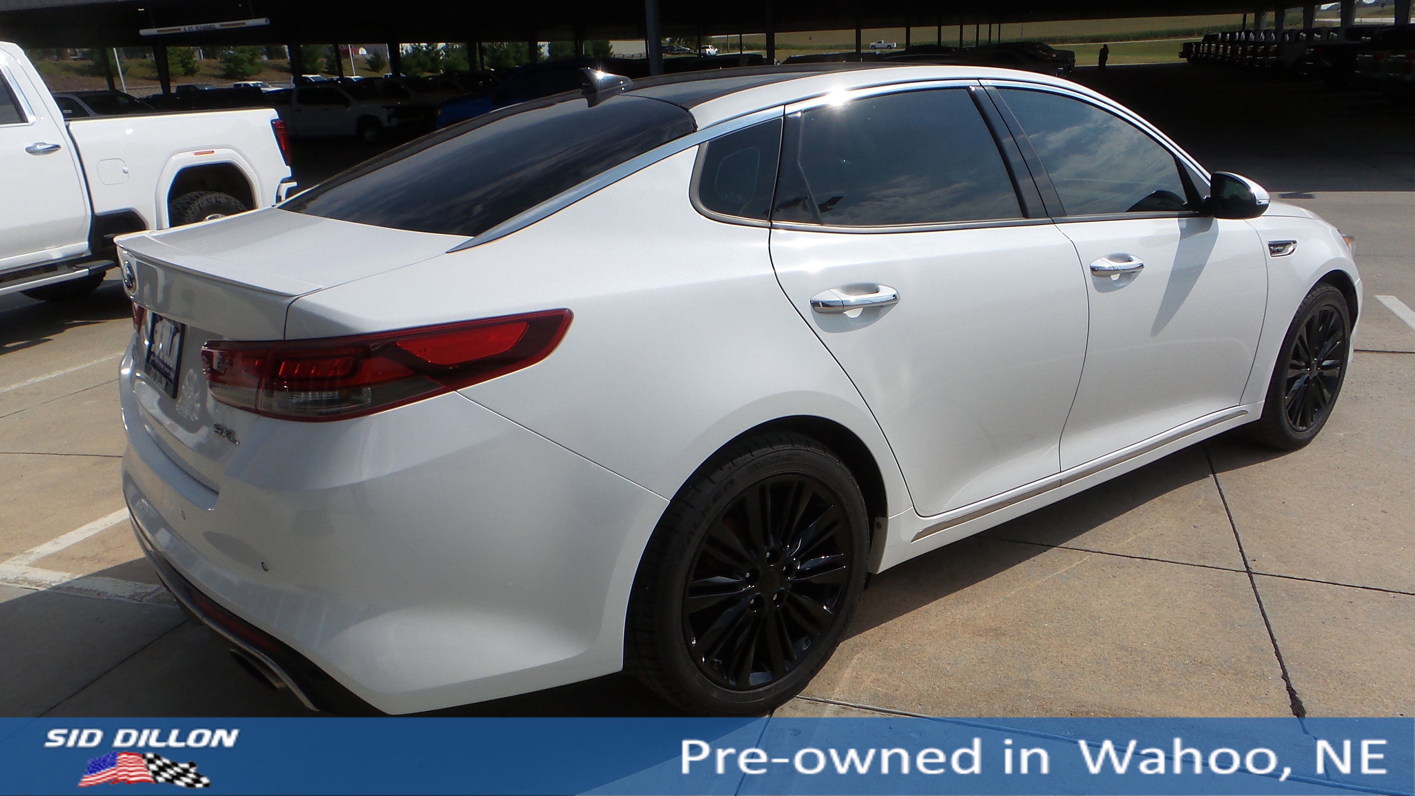 2018 Kia Optima SX photo 3