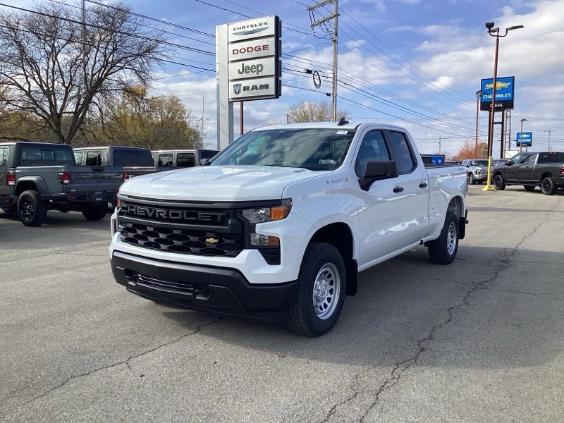 2026 Chevrolet Silverado 1500 photo 2