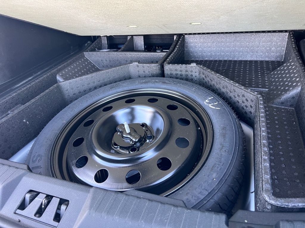 2022 Ford Edge SEL photo 26