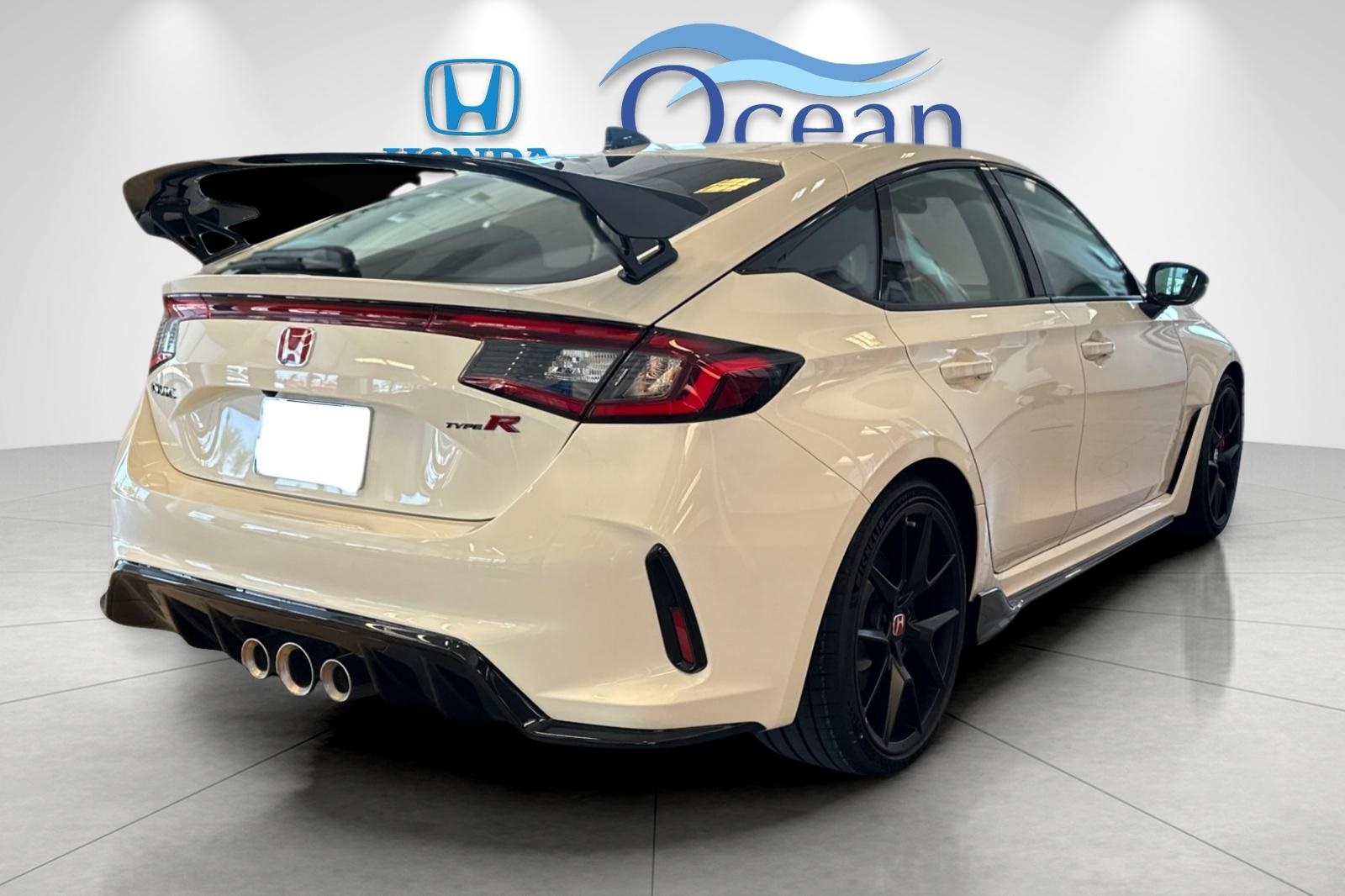 2025 Honda Civic Type R photo 4