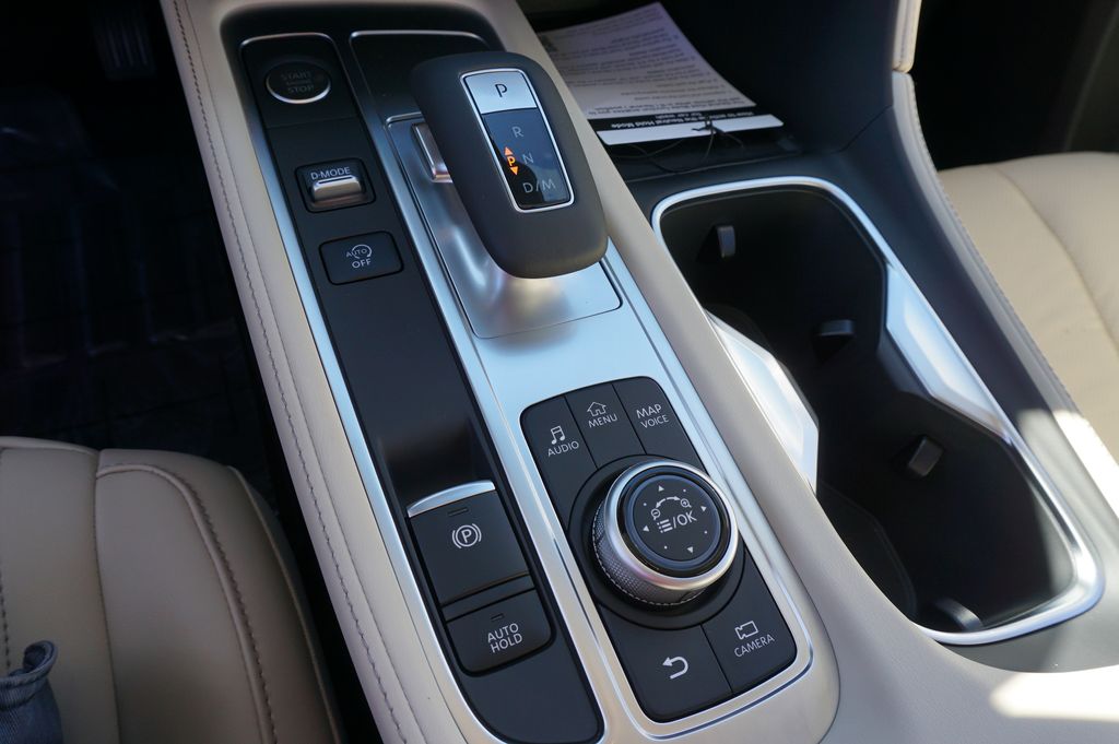 2025 Infiniti QX60 Luxe photo 18
