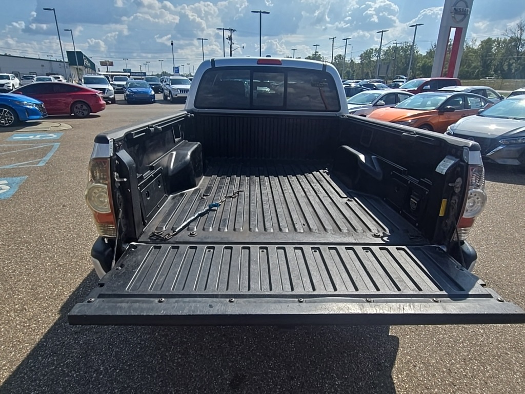 2010 Toyota Tacoma Base photo 20