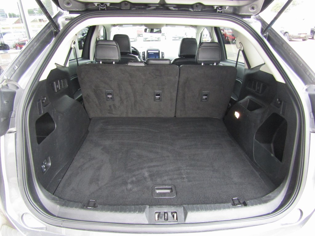 2024 Ford Edge SEL photo 25