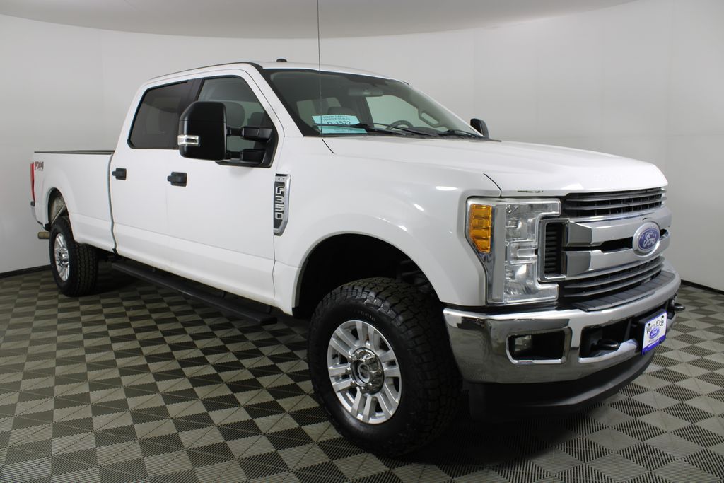 2017 Ford F-350 Super Duty XLT