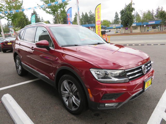 2021 Volkswagen Tiguan R-Line Black SEL photo 6