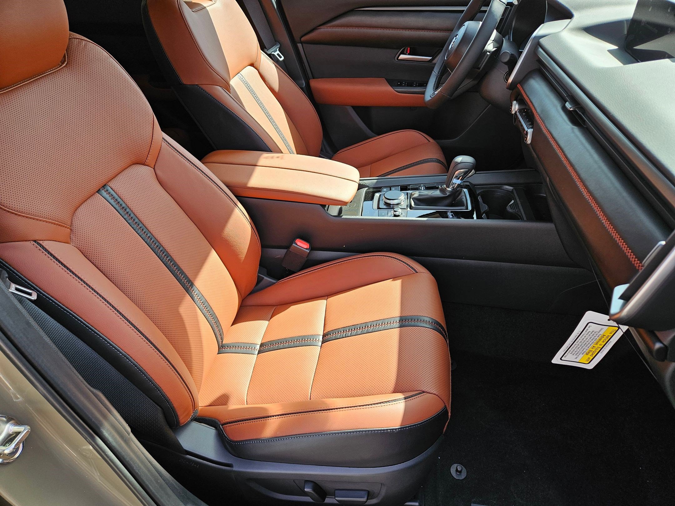 2025 Mazda CX-50 Premium photo 18