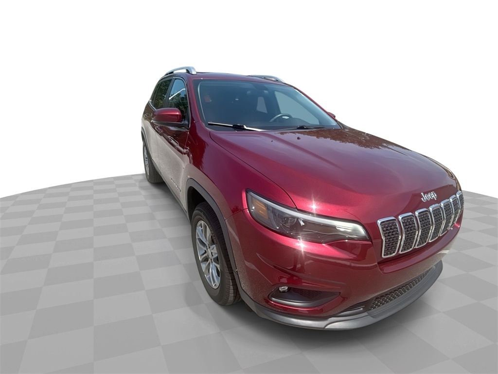 2019 Jeep Cherokee Latitude photo 2