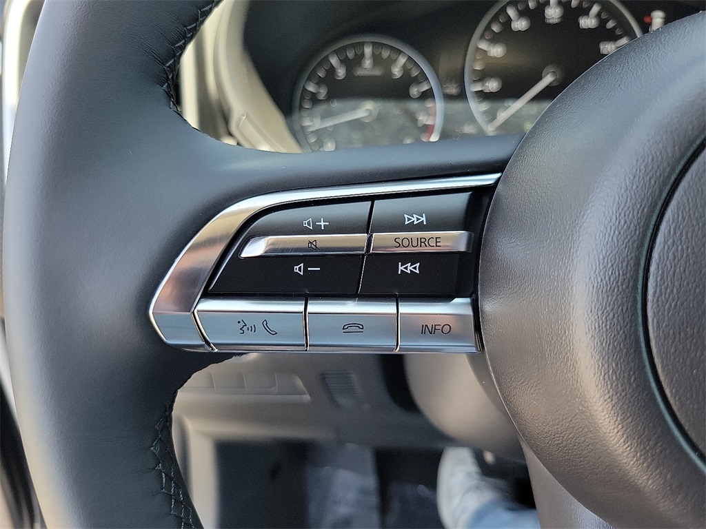 2025 Mazda CX-50 2.5 S Preferred photo 8