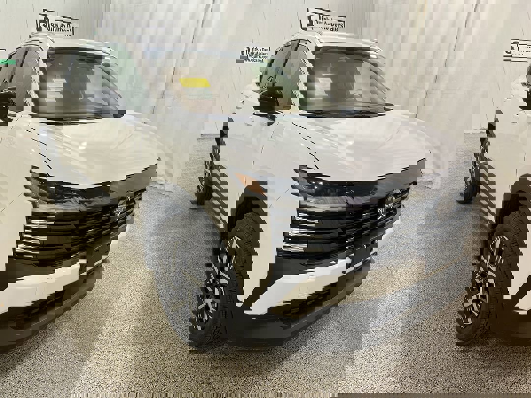 2026 Nissan KICKS SV's photo