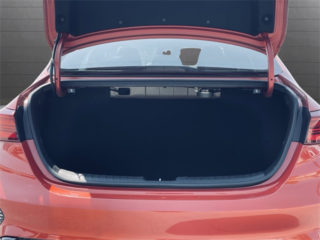 2022 Kia Forte GT-Line photo 18