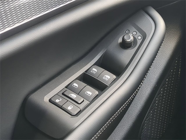 2025 Jeep Grand Cherokee Laredo Altitude photo 25