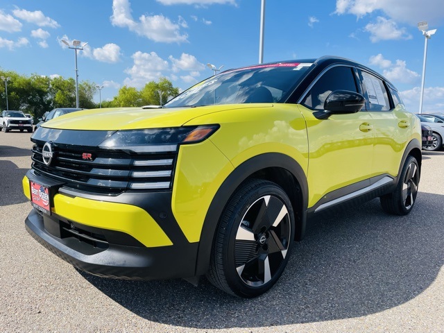 2025 Nissan Kicks SR photo 3