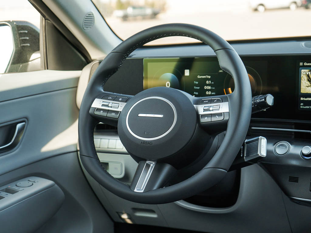 2026 Hyundai Kona SEL photo 12