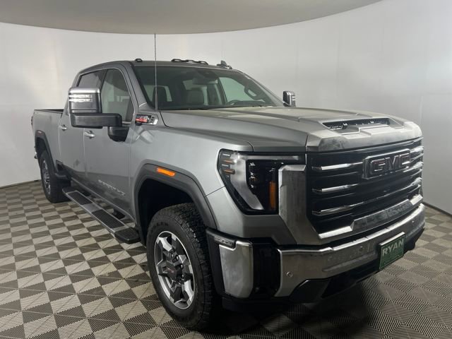 2026 GMC Sierra SLT's photo