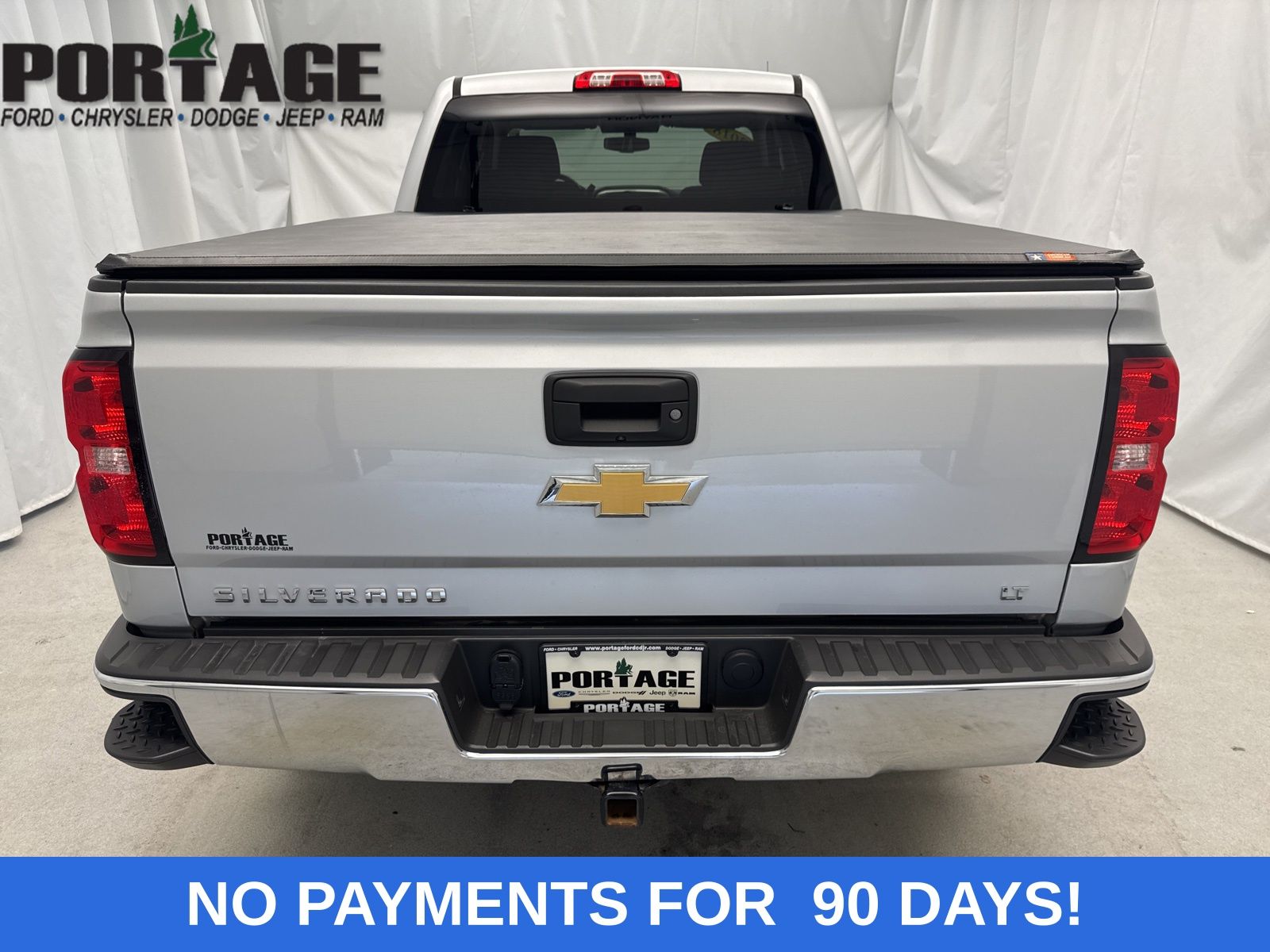 2018 Chevrolet Silverado 1500 LT photo 3