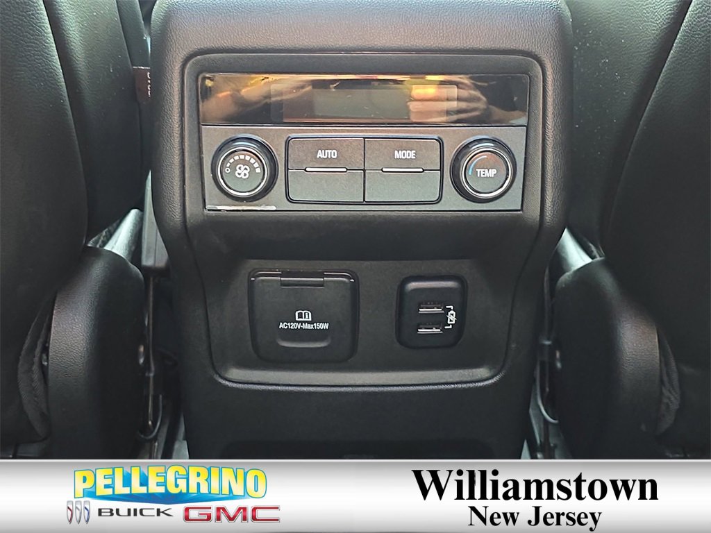 2017 Gmc Acadia SLT photo 22