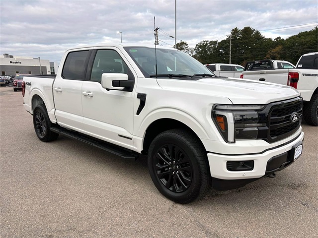 Used 2025 White Metallic Ford Lariat image 1