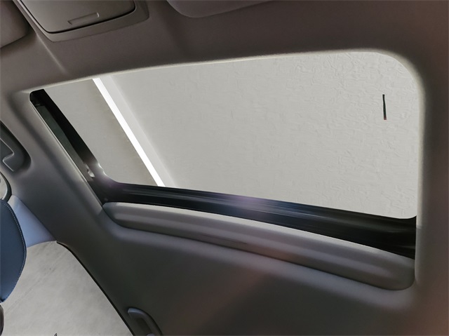2020 Honda CR-V Touring photo 11