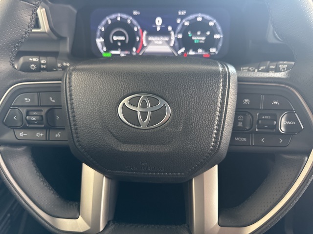 2025 Toyota 4Runner TRD Off-Road photo 16