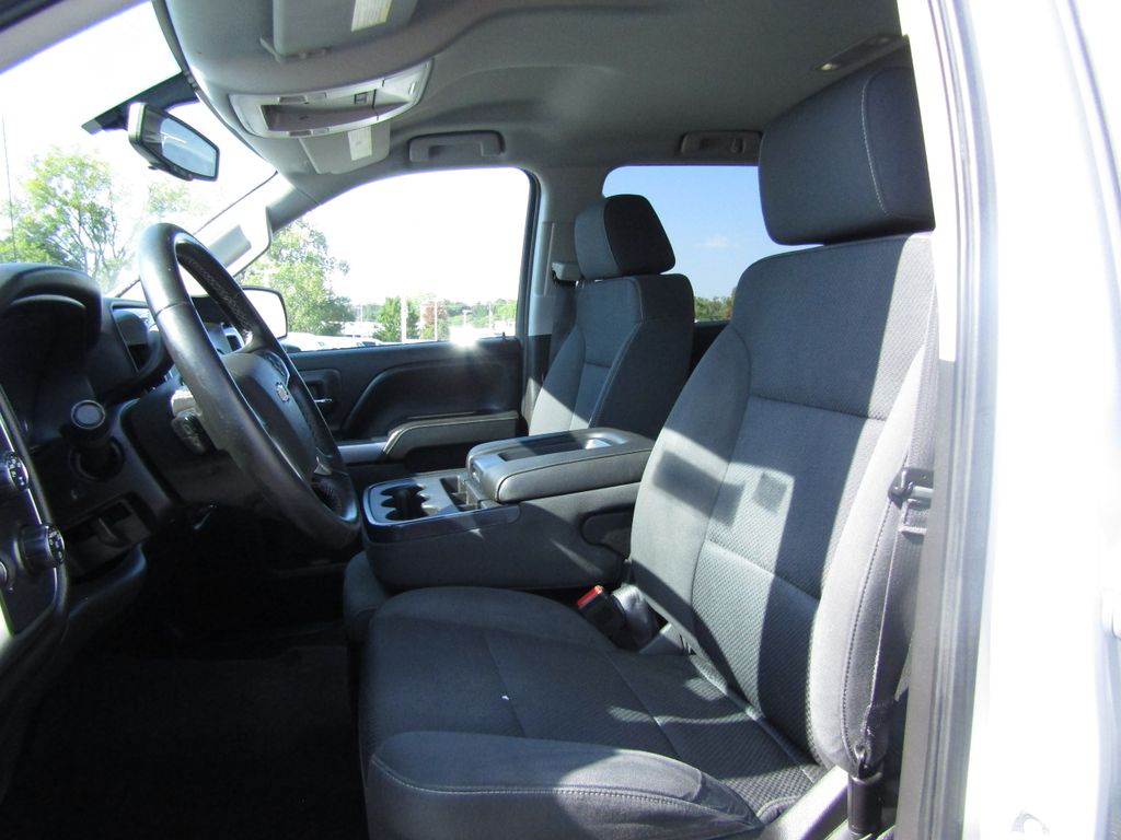 2016 Chevrolet Silverado 1500 LT photo 14