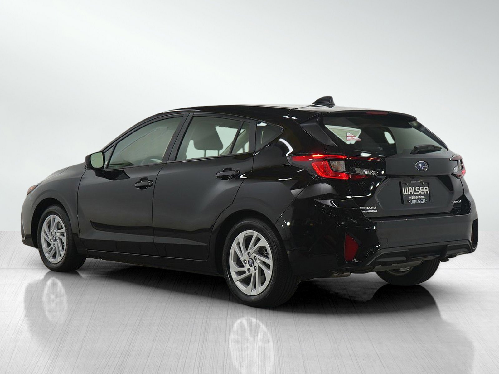 2025 Subaru Impreza Base photo 3