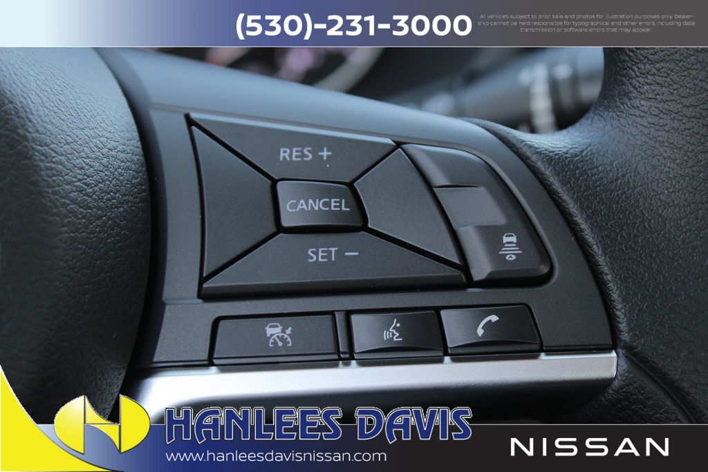 2025 Nissan Sentra SV photo 17