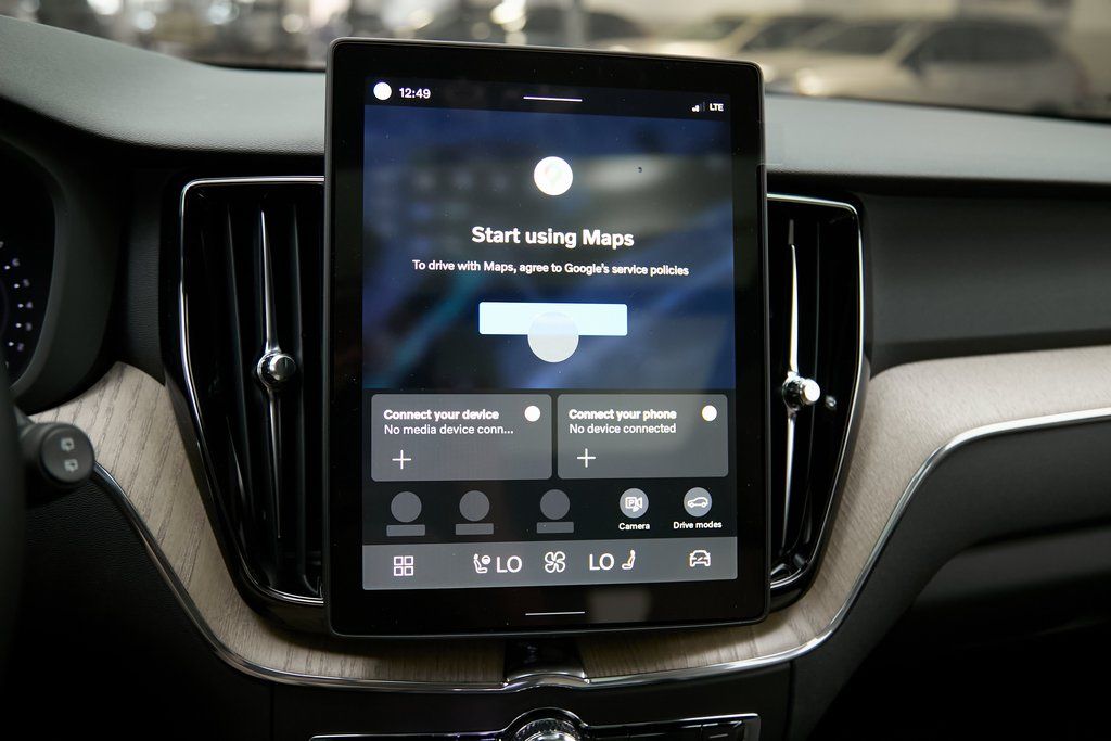 2026 VOLVO XC60 - Image 14