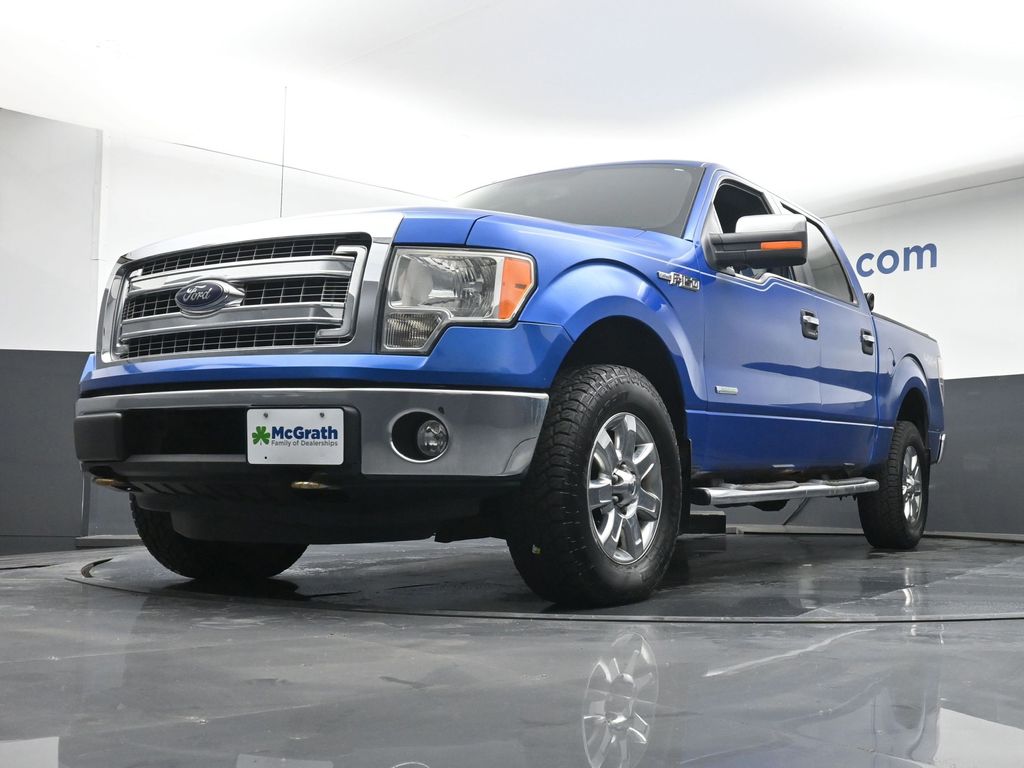 2013 Ford F-150 XLT photo 4