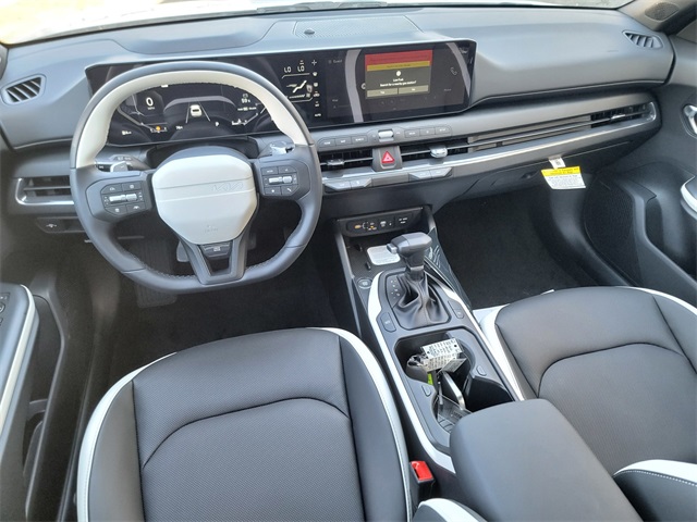 2025 Kia K4 GT-Line photo 28