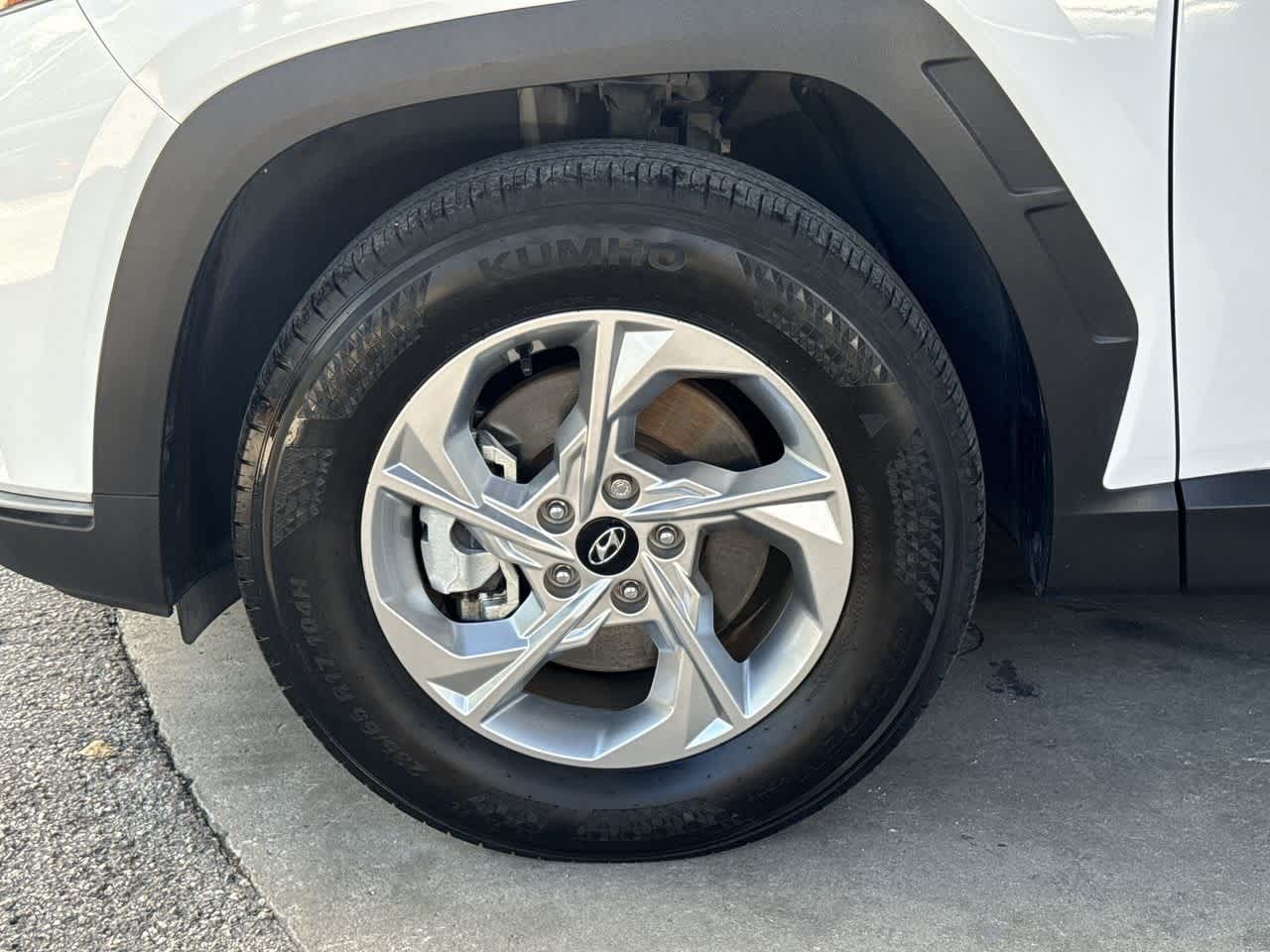 2023 Hyundai Tucson SE photo 8