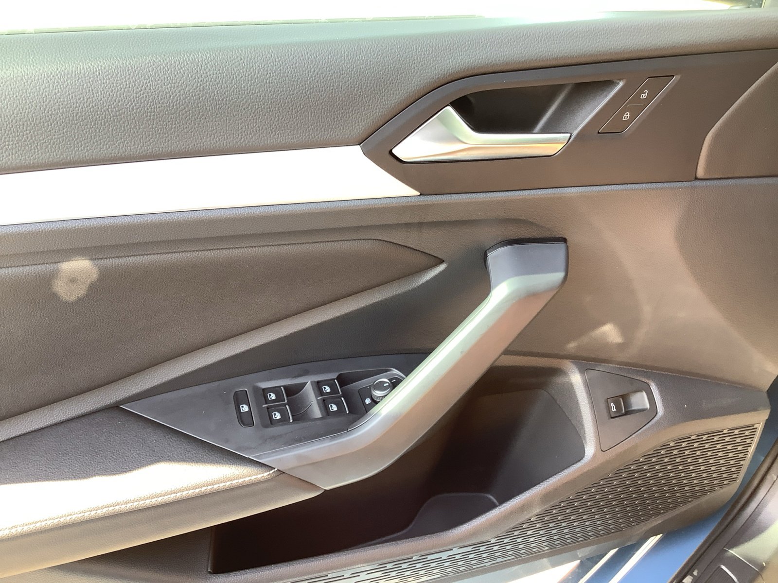 2025 Volkswagen Jetta 1.5T Sport photo 27