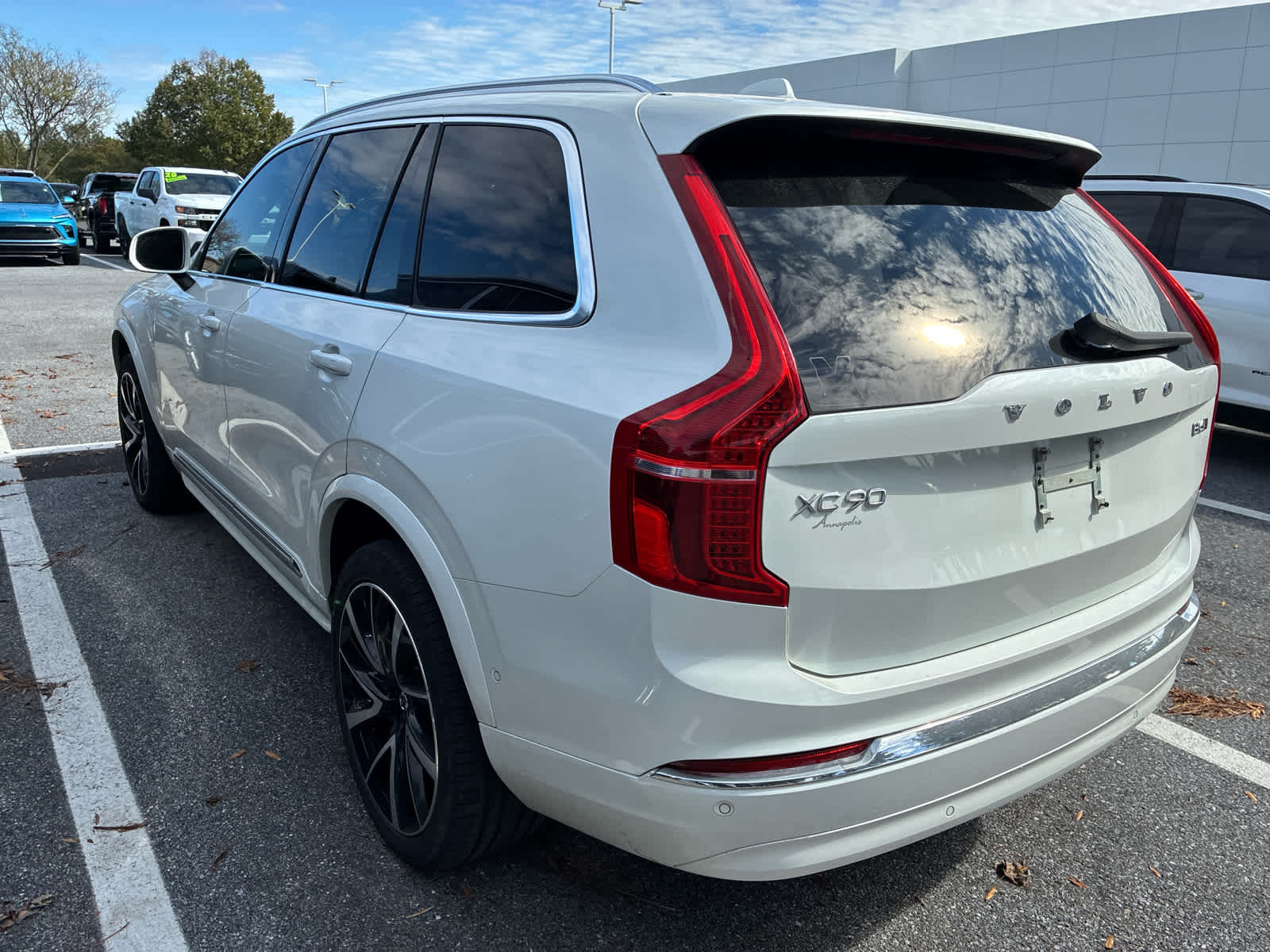 2023 Volvo XC90 Plus photo 3