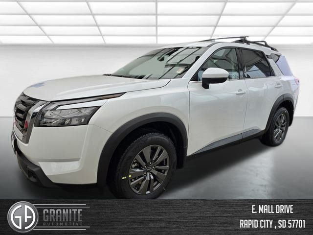 2025 Nissan Pathfinder SV's photo