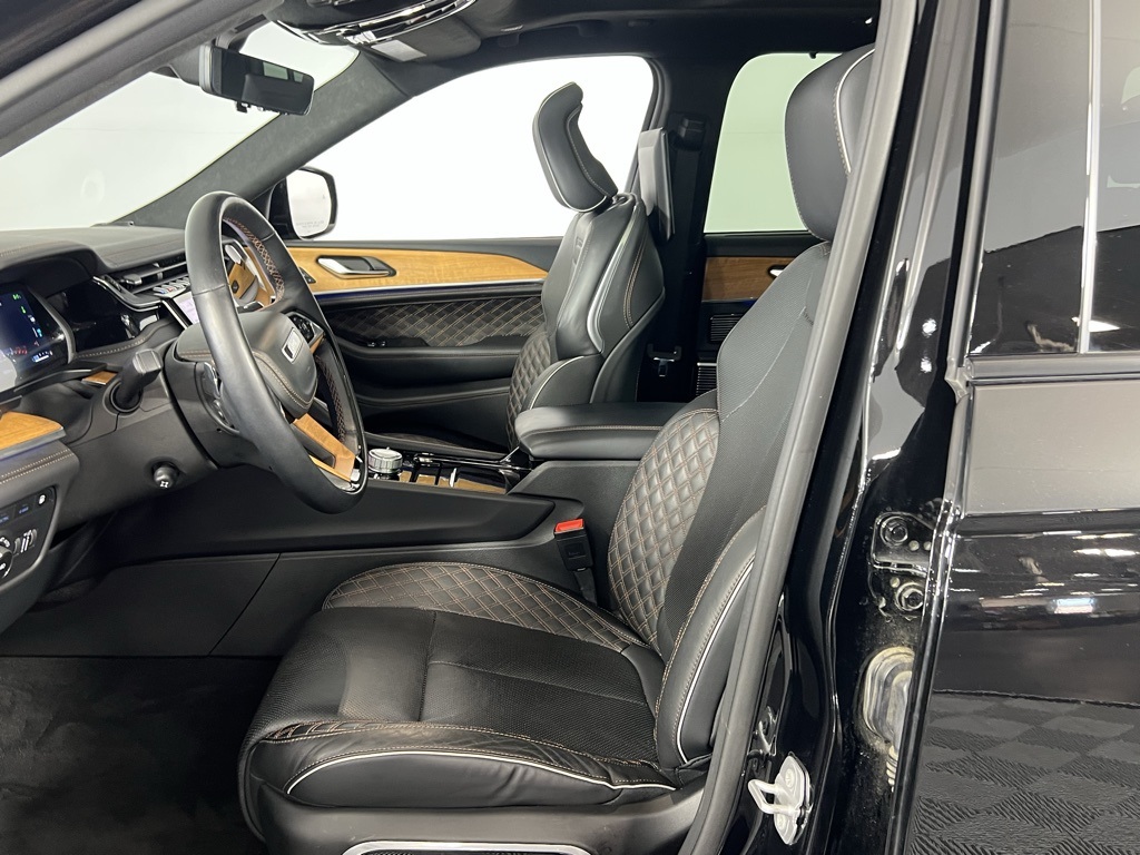 2023 Jeep Grand Cherokee Summit Reserve 4xe photo 21