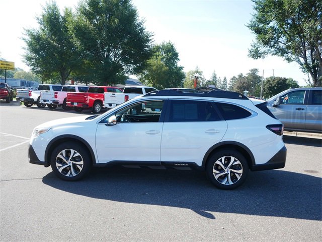 2022 Subaru Outback Limited photo 4