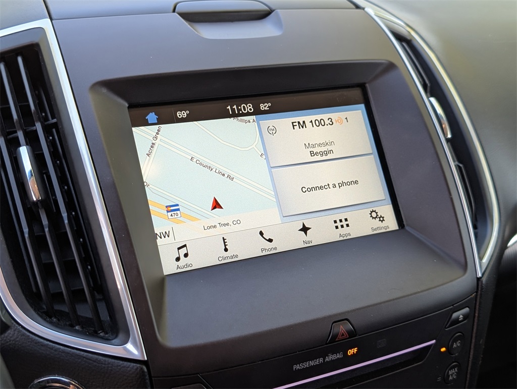 2016 Ford Edge Titanium photo 25