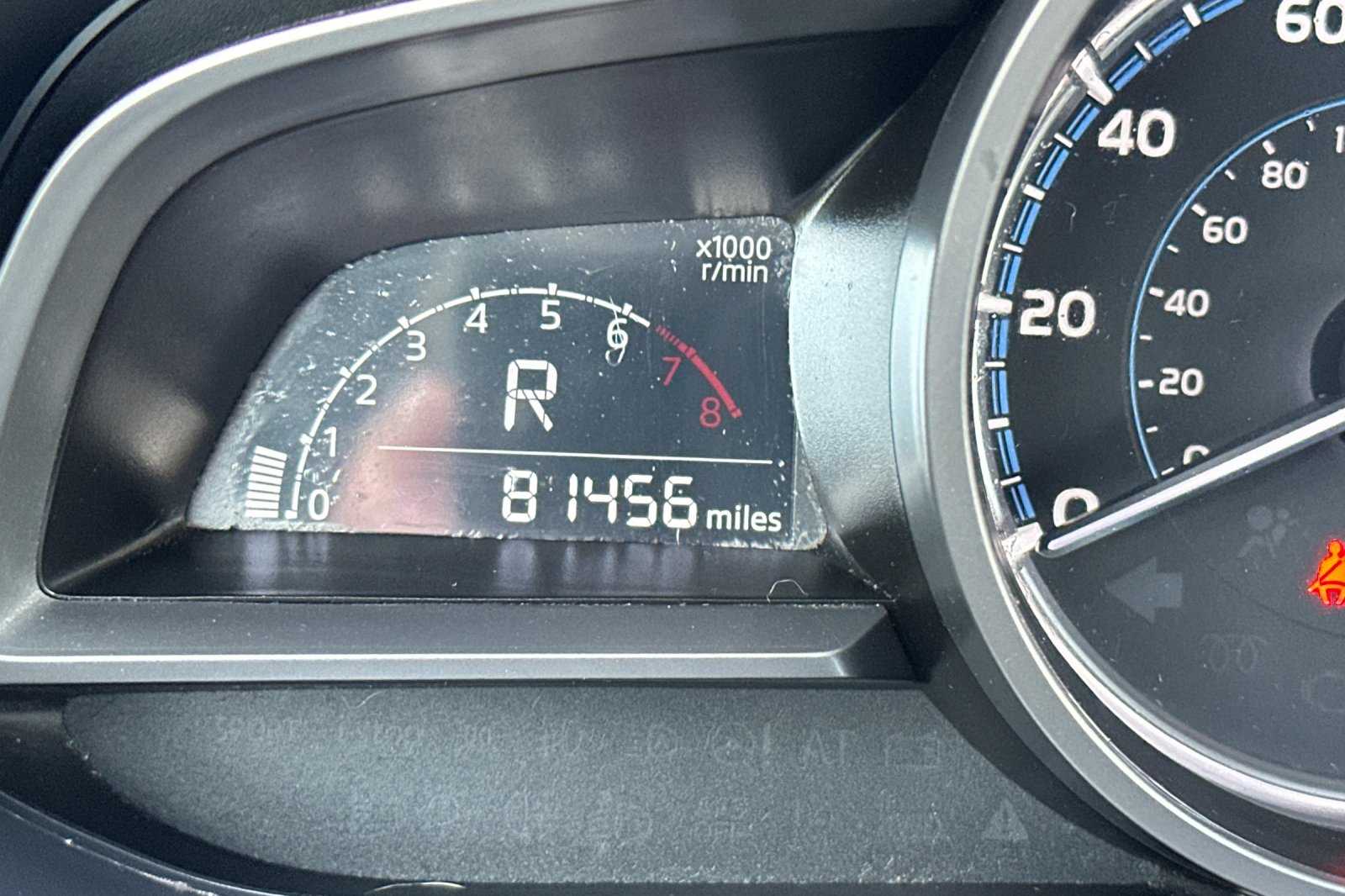 2020 Toyota Yaris LE photo 27