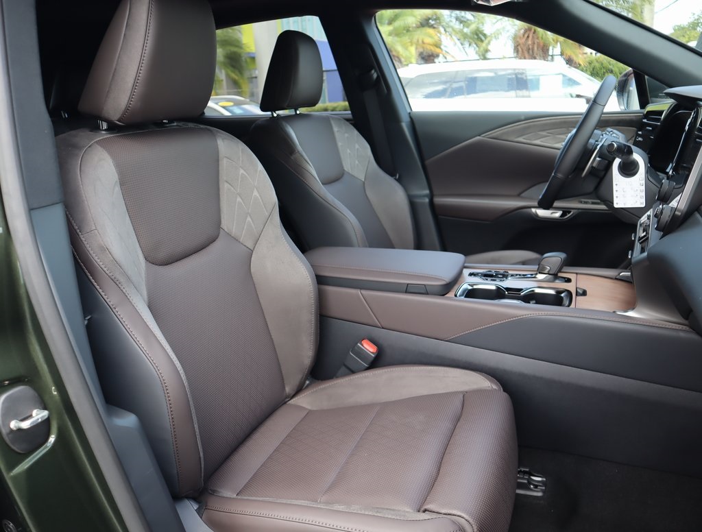 2025 Lexus RX 450h+ Luxury AWD photo 34
