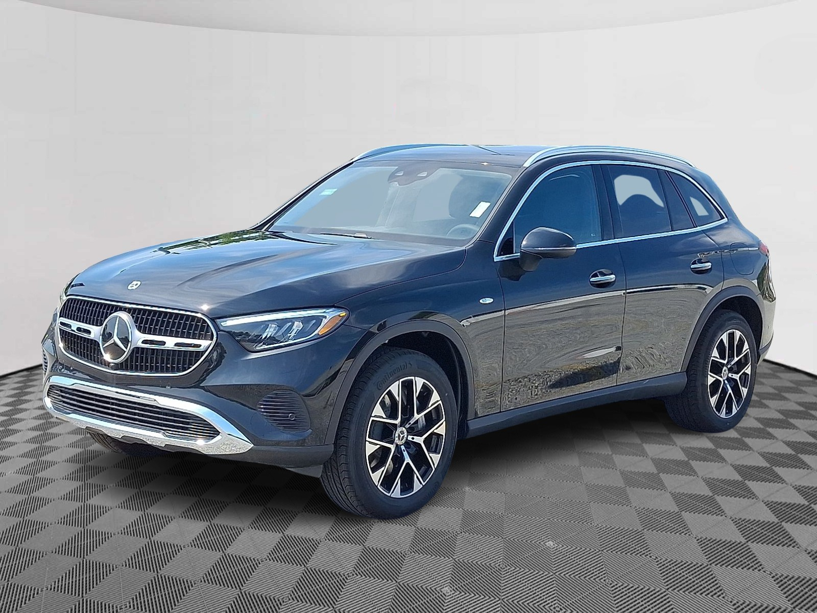 2025 Mercedes Benz GLC 350e 4MATIC photo 3