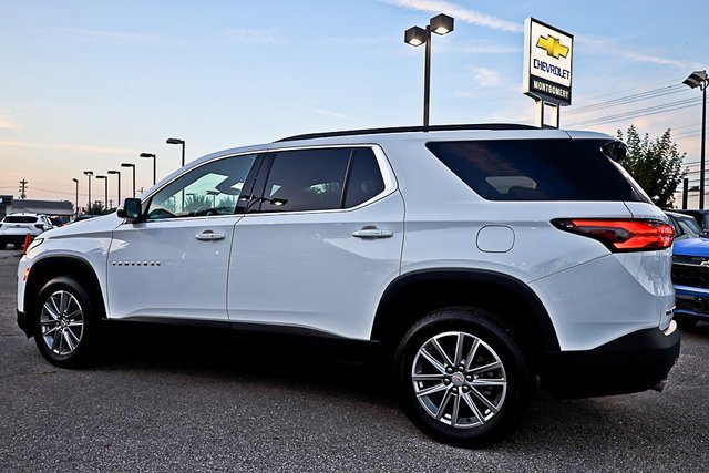 2023 Chevrolet Traverse Cloth photo 8